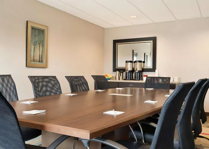 Hampton Inn & Suites Kenosha